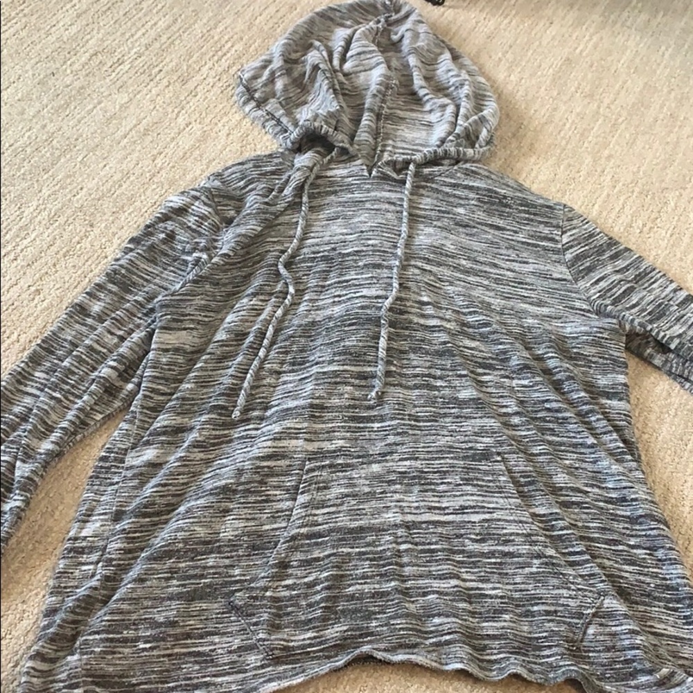 Hoodie long sleeve shirt